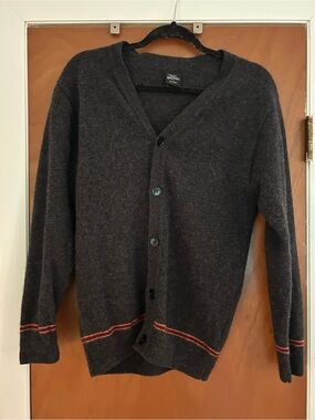 Wizarding World of Harry Potter Gryffindor Cardigan